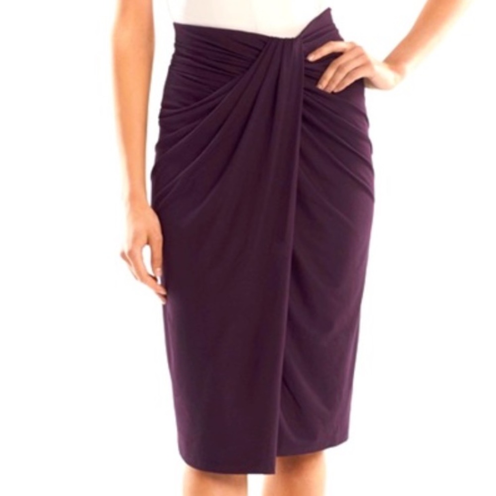 MM. LAFLEUR The Minetta Soft Draped Skirt in Merlot Size L